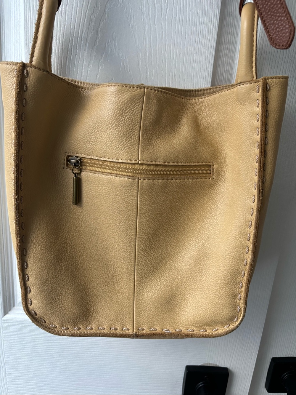 The Sak Los Feliz Slouchy Crossbody Bag Buttercup Adjustable Strap Soft Leather - Picture 5 of 11